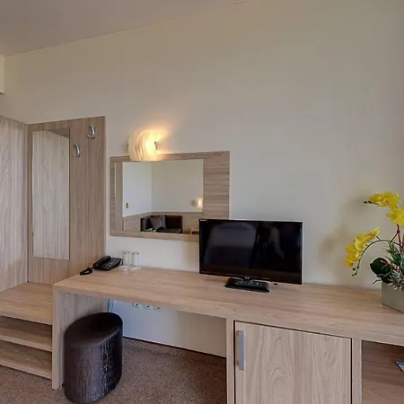 Elena And Wellness Hotel