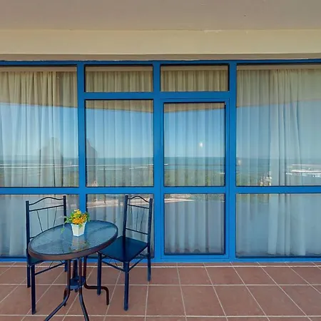 Elena And Wellness Hotel