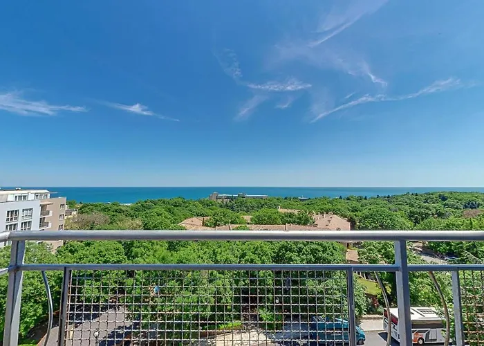 Elena And Wellness Altın Kumlar