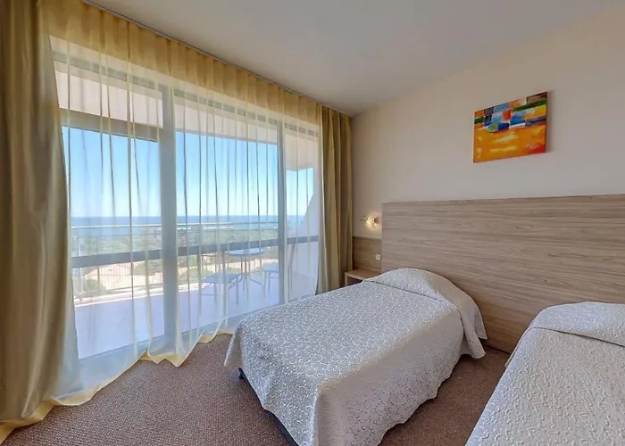 Elena And Wellness Otel