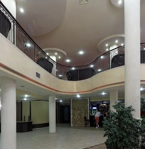 Otel Elena And Wellness 4*