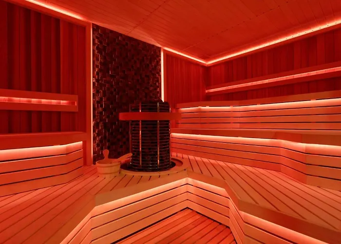 Elena And Wellness Altın Kumlar