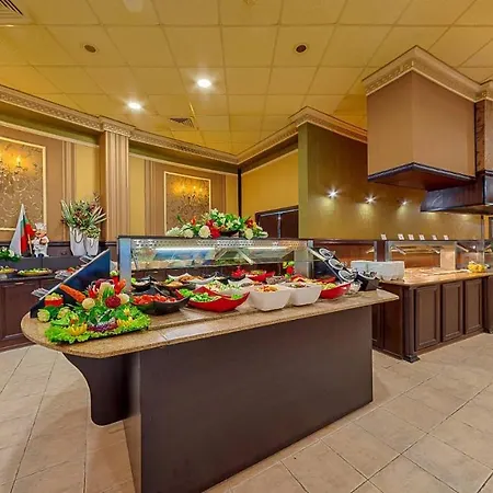 Hotell Elena And Wellness 4*