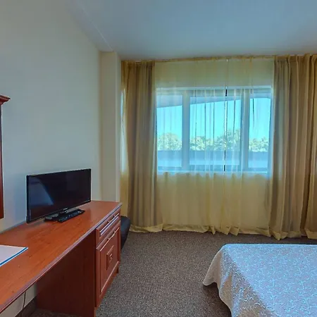 Elena And Wellness Готель 4*